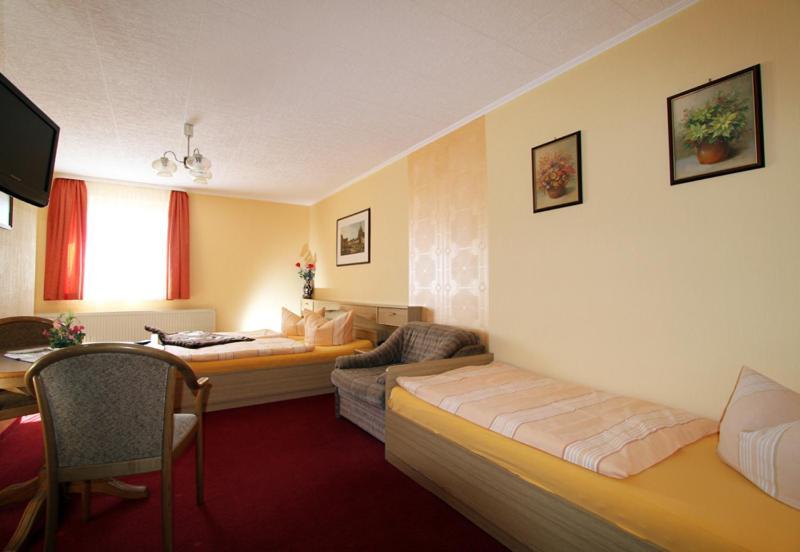 Familienhotel Zur Linde Panschwitz-Kuckau Δωμάτιο φωτογραφία