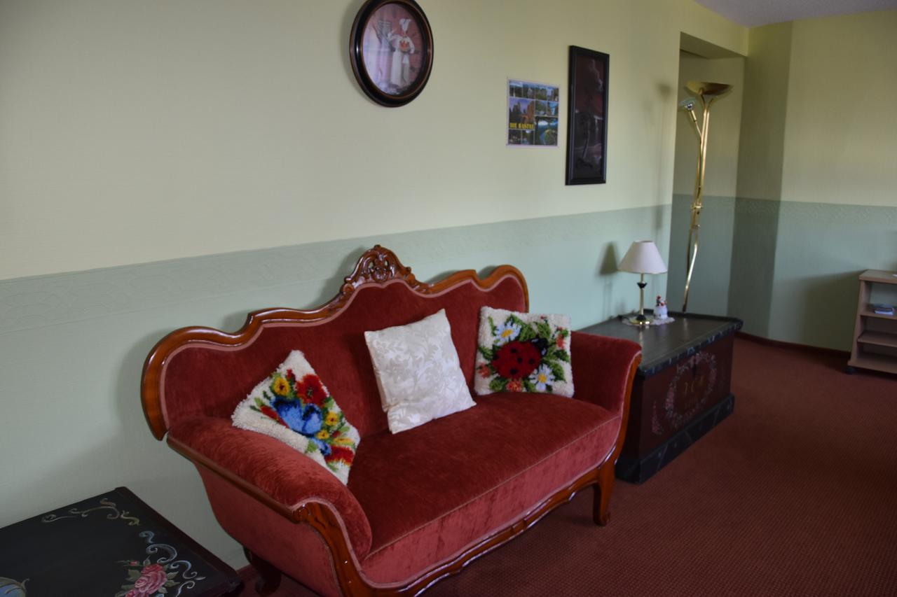 Familienhotel Zur Linde Panschwitz-Kuckau Εξωτερικό φωτογραφία